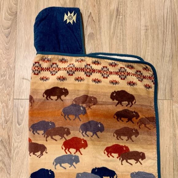 Baby Pendleton Hooded Bath Towel Buffalo Print - Picture 2 of 4